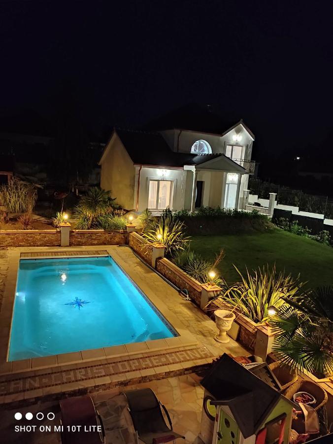 Villa Angelina Montévrain Exterior photo